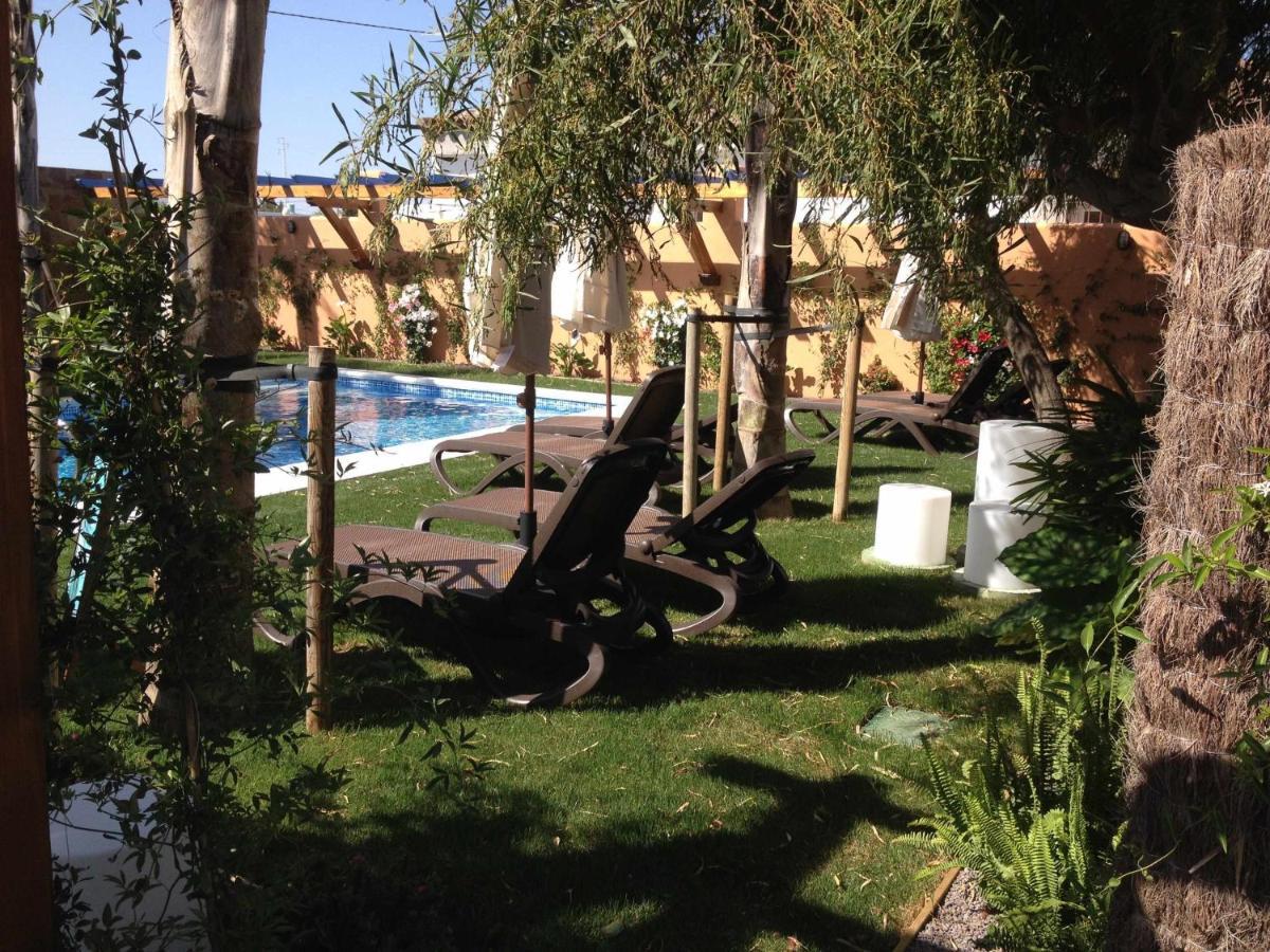 Casa Bungalows Con Jardin Privado Y Piscina Compa Cádiz Eksteriør bilde